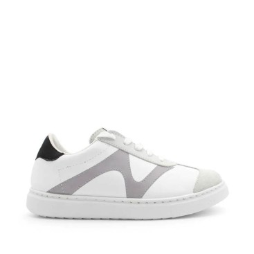 zapatillas blancas niño