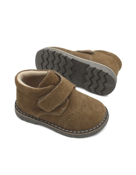 Botines de niño de serraje con suela de goma