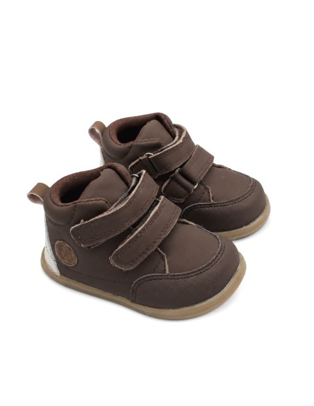 Botines marrón chocolate para bebé con puntera reforzada