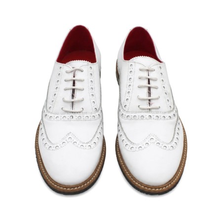 Zapato Oxford blanco elegante para hombre con diseño brogue