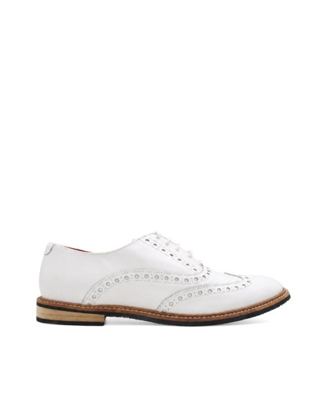 Zapato Oxford blanco hombre de piel con picado decorativo vista lateral