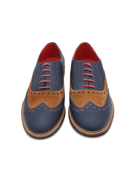 Zapatos elegantes hombre azul marino con contraste camel