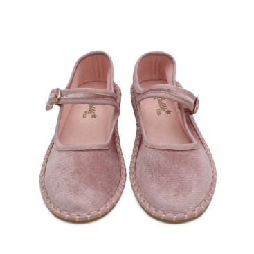 Zapato veneciano rosa para niña con acabado de terciopelo y ribete cosido