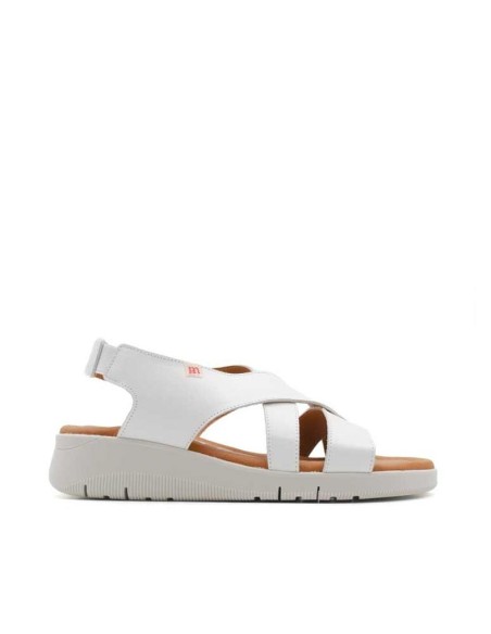 cuñas bajas blancas cómodas