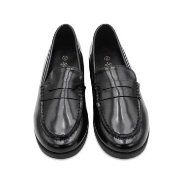 Zapatos castellanos niña colegio negros con antifaz vista superior