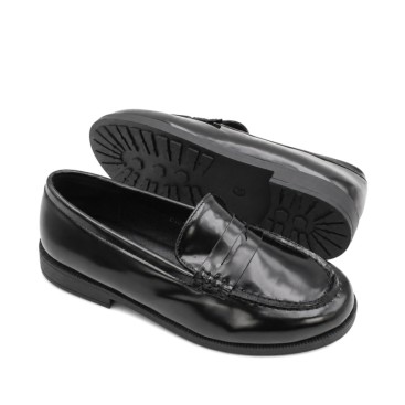 Zapatos castellanos niña colegio negros con suela de goma visible