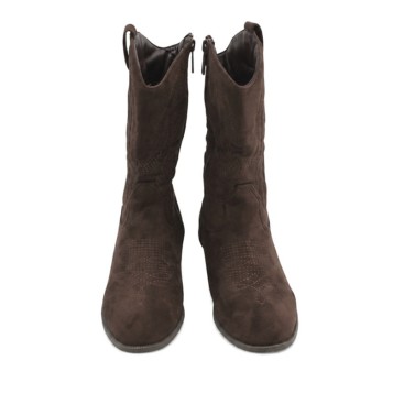Botas cowboy marrones niña vistas de frente con diseño campero