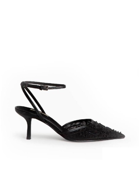 Zapatos de tacón bordados Corina M6242 negros