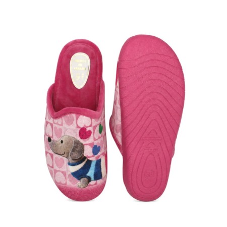 Zapatilla rosa mujer con perro salchicha