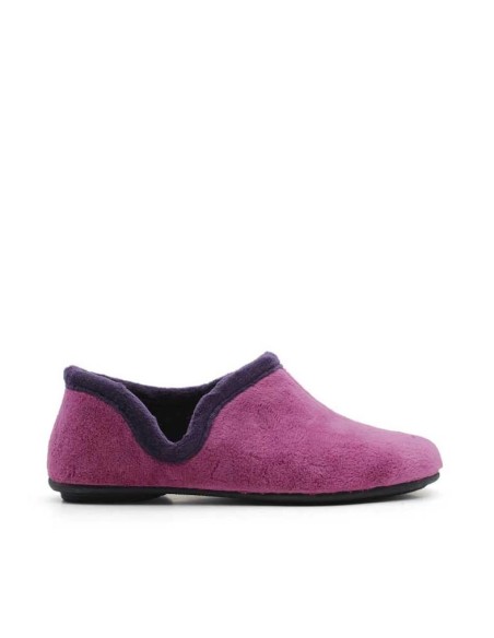 zapatillas cerradas de estar por casa mujer​