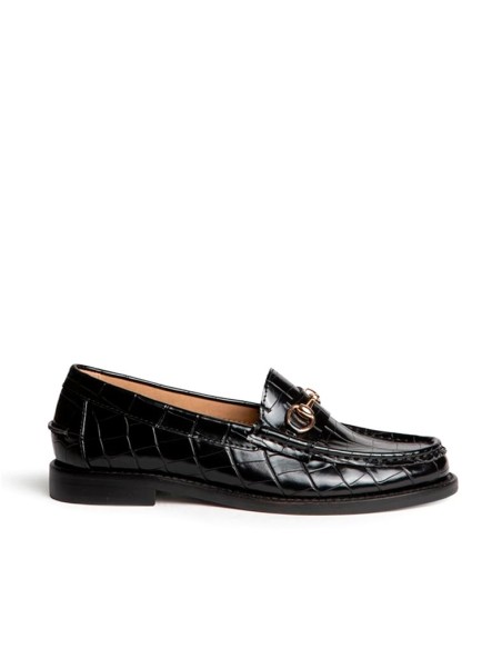 Mocasín coco con estribo negro para mujer Corina M6651 lateral