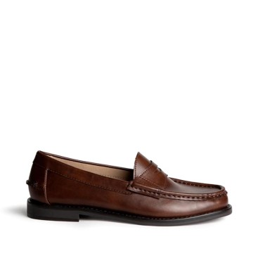 Mocasín castellano marrón Corina M6650 para mujer vista lateral
