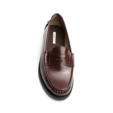 Mocasín castellano burdeos Corina M6650 para mujer vista superior
