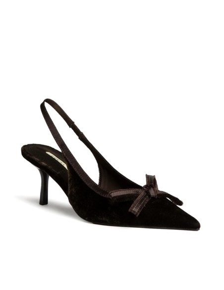 Zapato destalonado marrón de terciopelo Corina vista diagonal