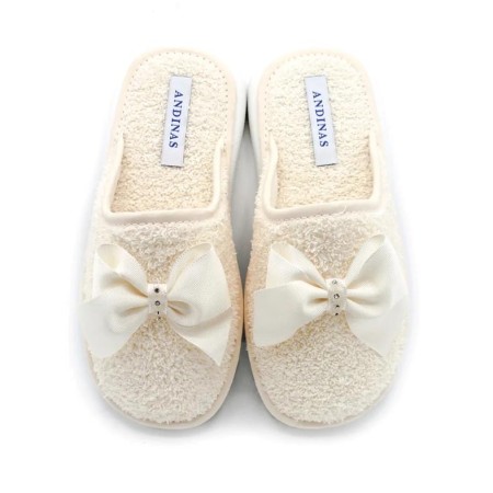 Zapatilla de casa lazo comunión beige