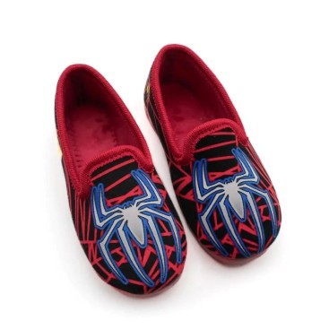 Zapatillas Spiderman niño cerrada de invierno