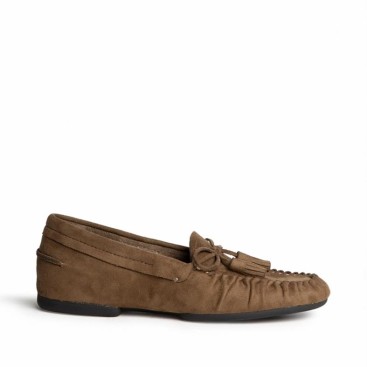 Mocasín con borlas camel mujer Corina M6650 vista lateral