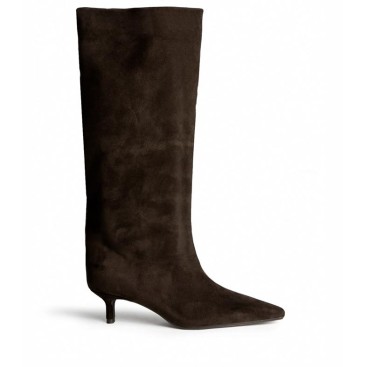 Bota tacón kitten marrón Corina M6894 vista lateral