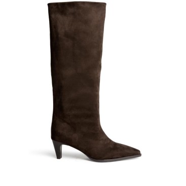 Bota alta caña ancha marrón mujer Corina M6887 vista lateral