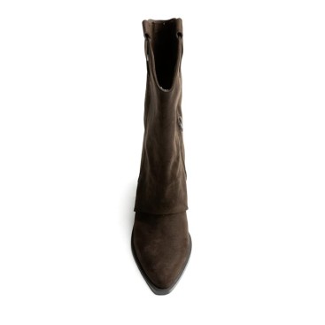 Bota western marrón Corina con caña alta estructurada