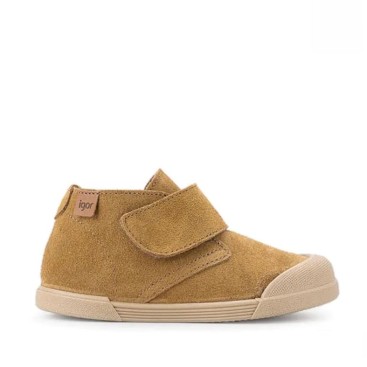 Botas respetuosas niño igor tui camel
