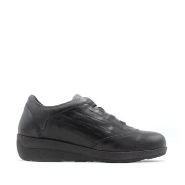 Zapatillas cómodas para señora con cuña y cordón elástico