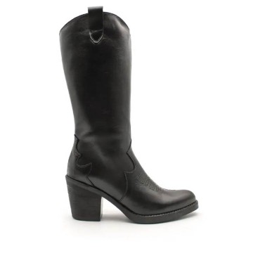 botas negras piel tacón tipo cowboy
