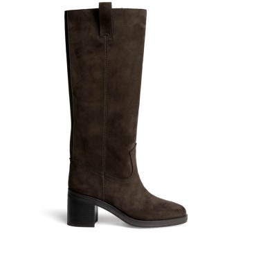 Bota marrón tacón ancho Corina M6820 de antelina vista lateral