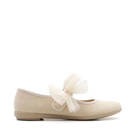 Zapato beige comunión estilo mercedita