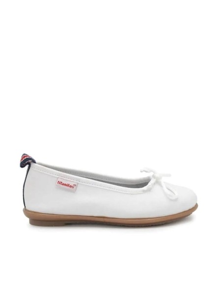bailarina blanca niña de piel titanitos