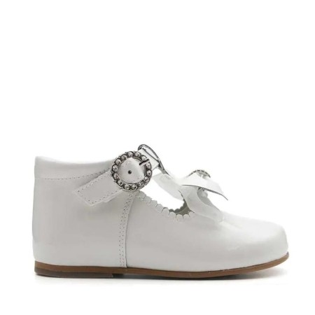 Zapato bebé charol blanco