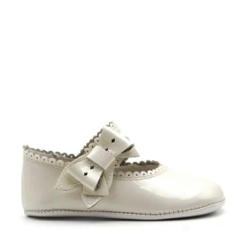 Zapatos bebé charol blanco
