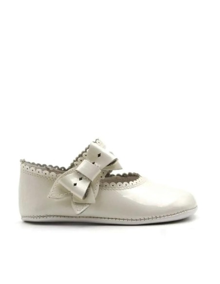 Zapatos bebé charol blanco
