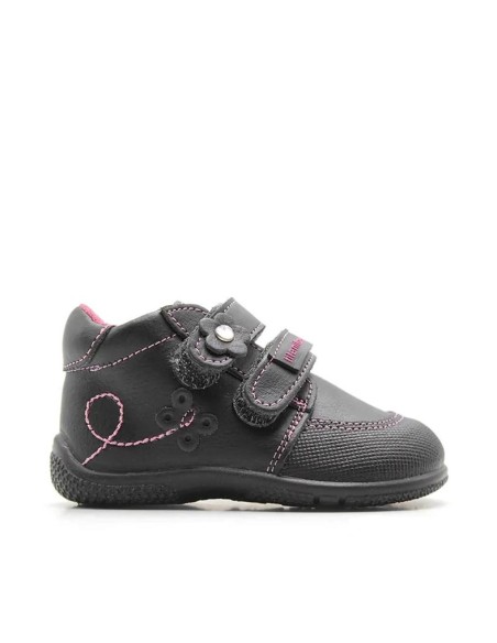 zapato botín negro de niña titanitos