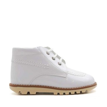 Botines charol blanco infantil