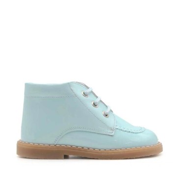 Botines charol niño azul celeste
