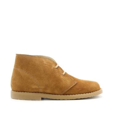 pisacacas niño camel con cordones