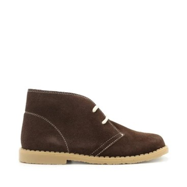 Pisacacas cordones marrón