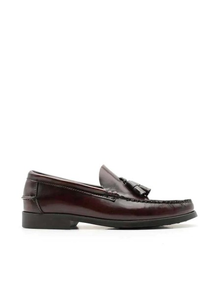 zapatos castellanos burdeos​