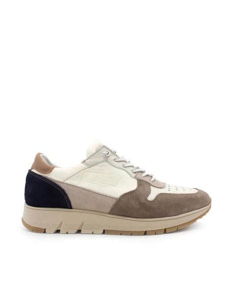 zapatilla blanca de vestir para hombre