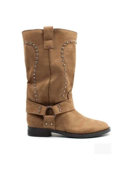 Bota biker camel con tachuelas vista lateral