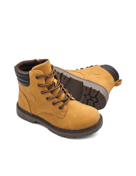 Bota camel niño vista lateral con cuello acolchado