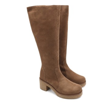 Bota camel mujer con plataforma de 2 cm