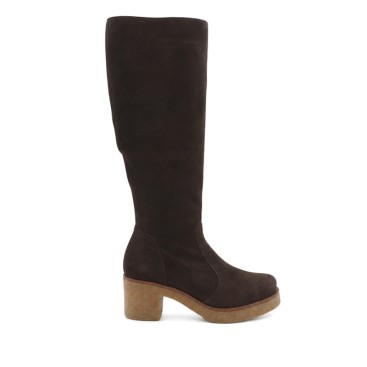Bota serraje marrón mujer vista lateral