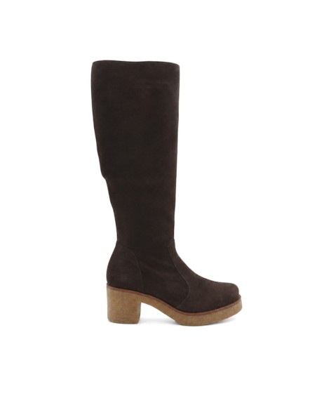 Bota serraje marrón mujer vista lateral