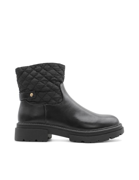 Botín negro acolchado niña vista lateral