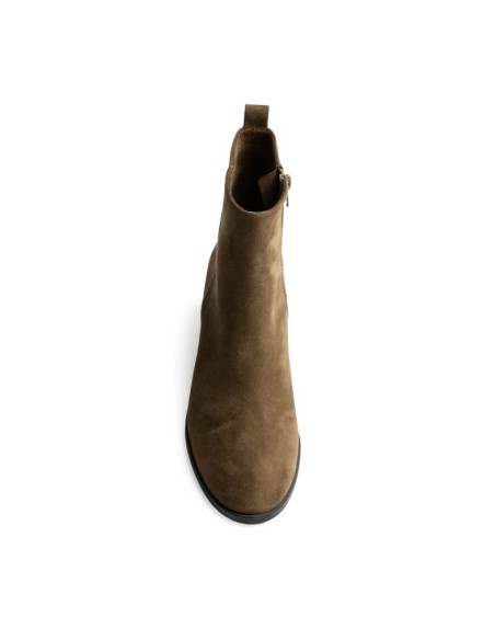 Botín camel para mujer con caña de 13 cm y tirador trasero Corina M6855 vista frontal superior