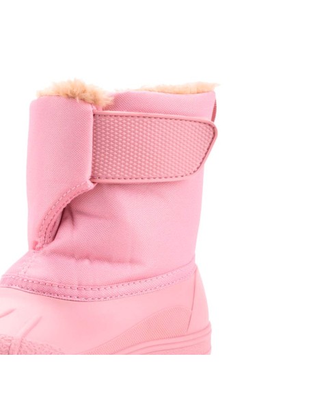 Detalle de cierre adherente y borreguito de bota Igor Neu rosa