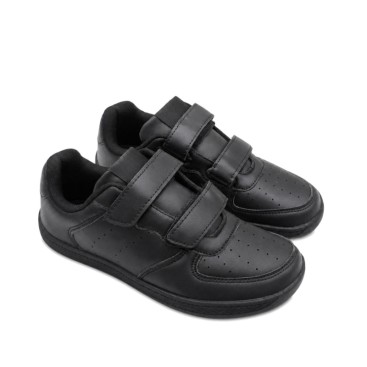 Zapatillas negras barefoot mujer y cadete vista tres cuartos