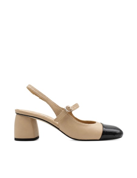 Zapato de tacón bicolor camel y negro Vienty vista lateral